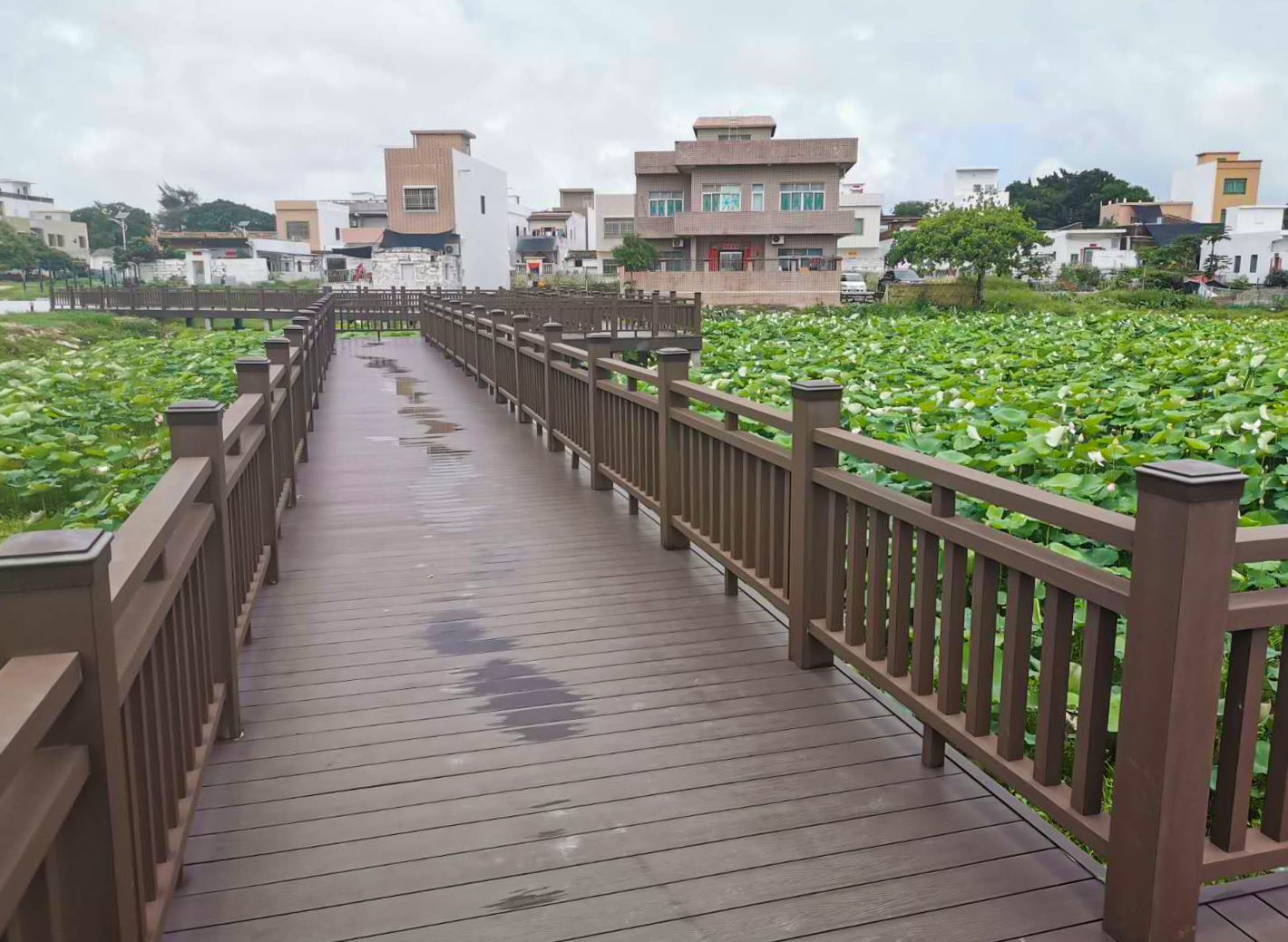 塑木栈道地板