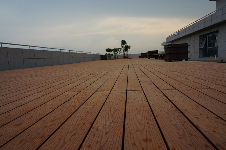 简析：塑木护栏安裝流程以及塑木地板中使用添加剂的作用