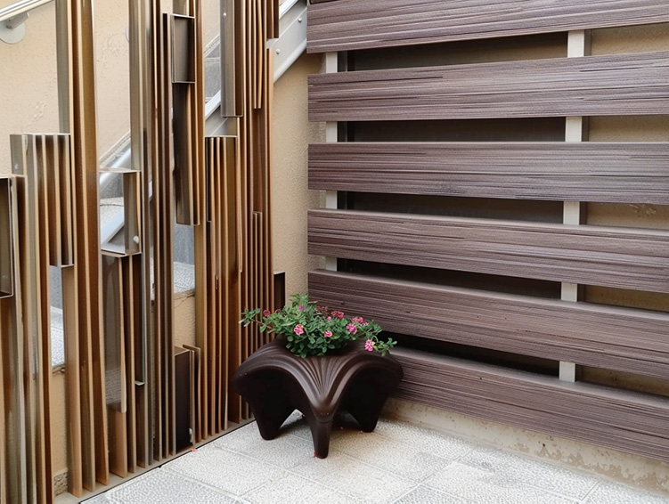 塑木墙板：防水防腐的建筑新材料