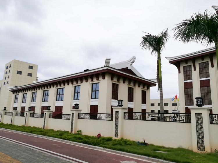 百妥木塑木：阳台庭院环保新选择