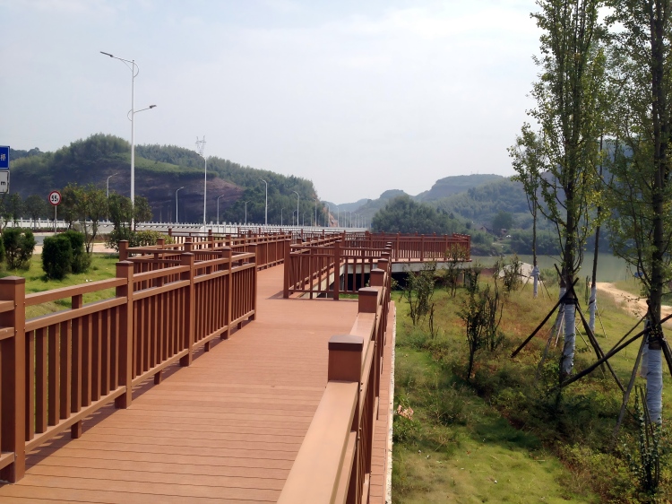 百妥木塑木护栏，打造高品质户外空间的优选之选