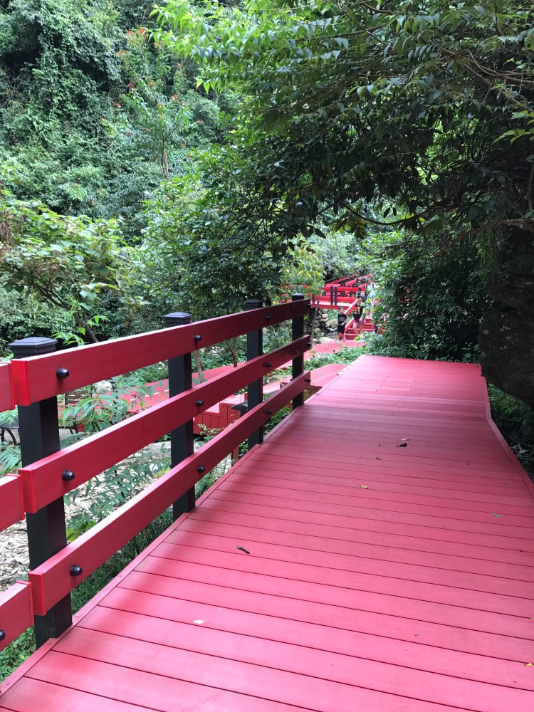 百妥木塑木地板赋能南宁马山水锦·顺庄栈道，自然与品质共生