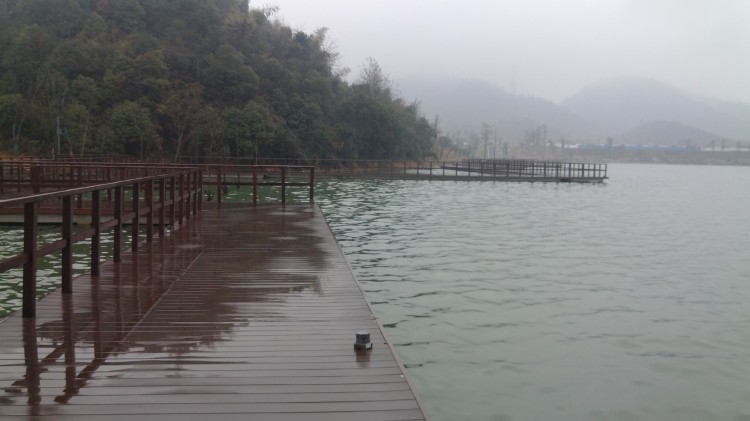 塑木地板