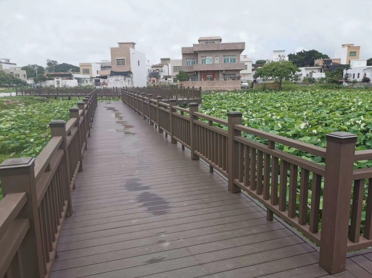 塑木地板
